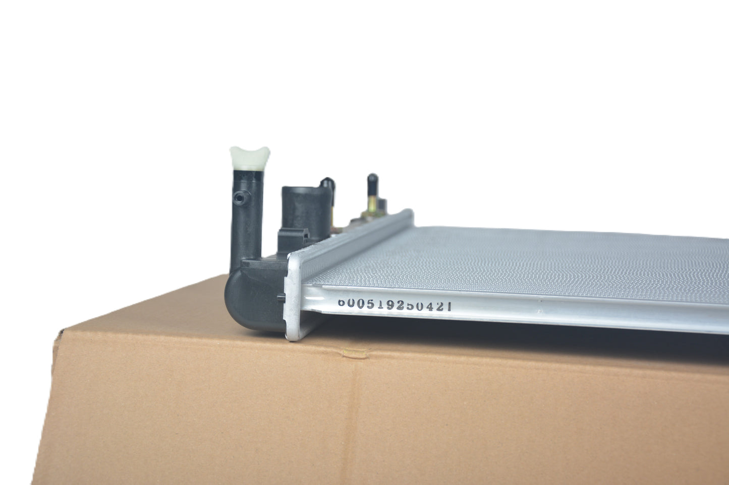 DENSO Radiator 422176-0140 image 10 Candru