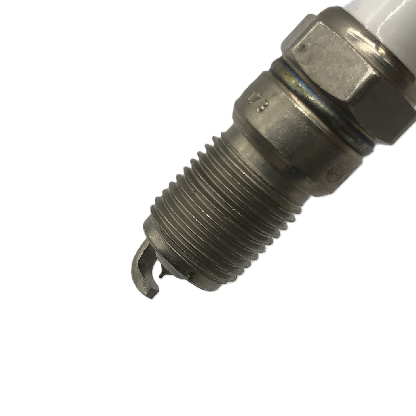 BOSCH Laser Platinum Spark Plug 0242230561 HR8DPP30V