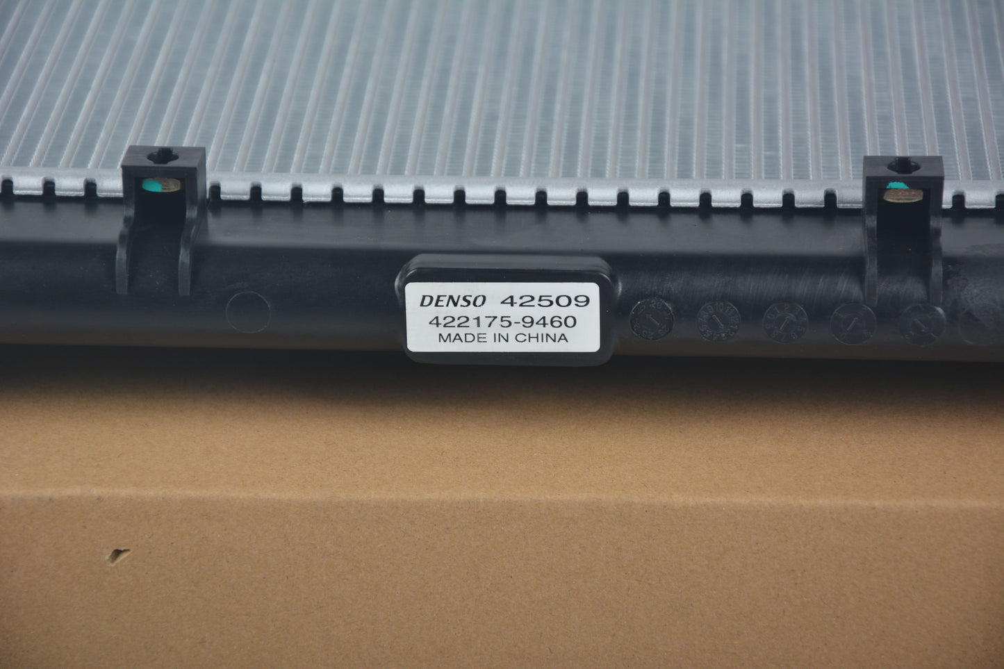 DENSO Radiator 422175-9460