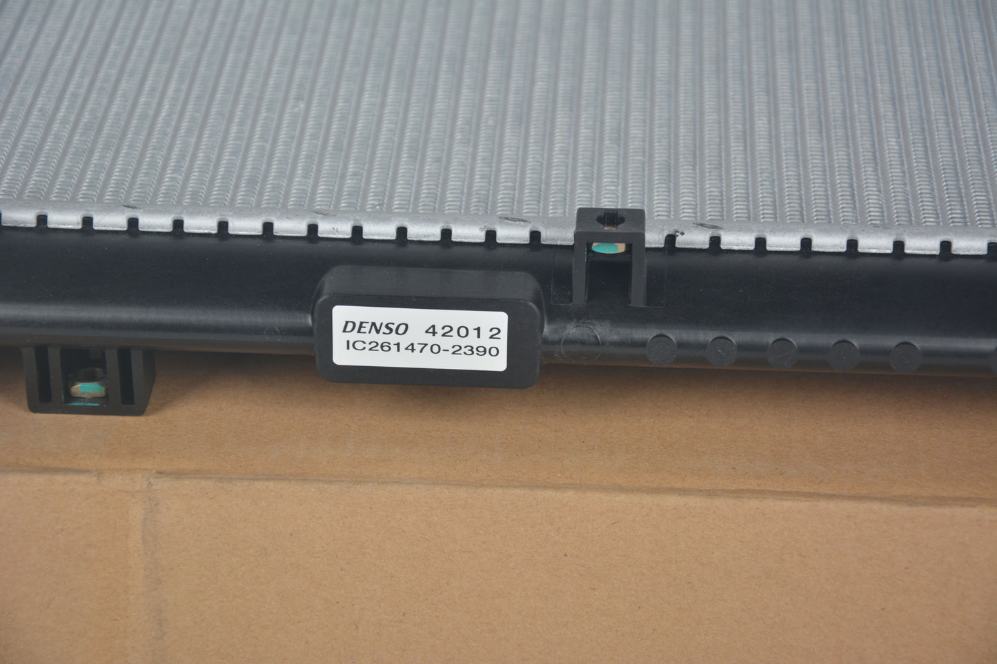 DENSO Radiator IC261470-2390