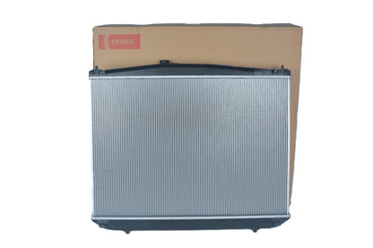 DENSO Radiator IC261470-2310