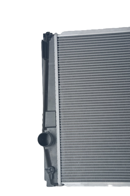 DENSO Radiator IC261470-3840