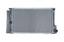 DENSO Radiator 422176-0090 image 2 Candru