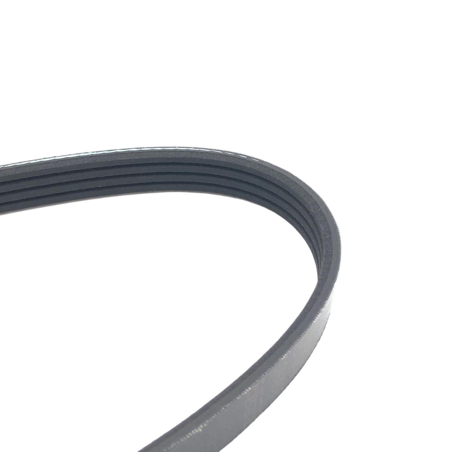 GATES Micro-V Serpentine Belt 4PK790