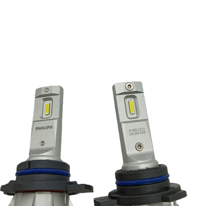 PHILIPS Ultinon Essential LED Headlight bulbs HIR2 12-24V 24W 6500K 11012UE2X2