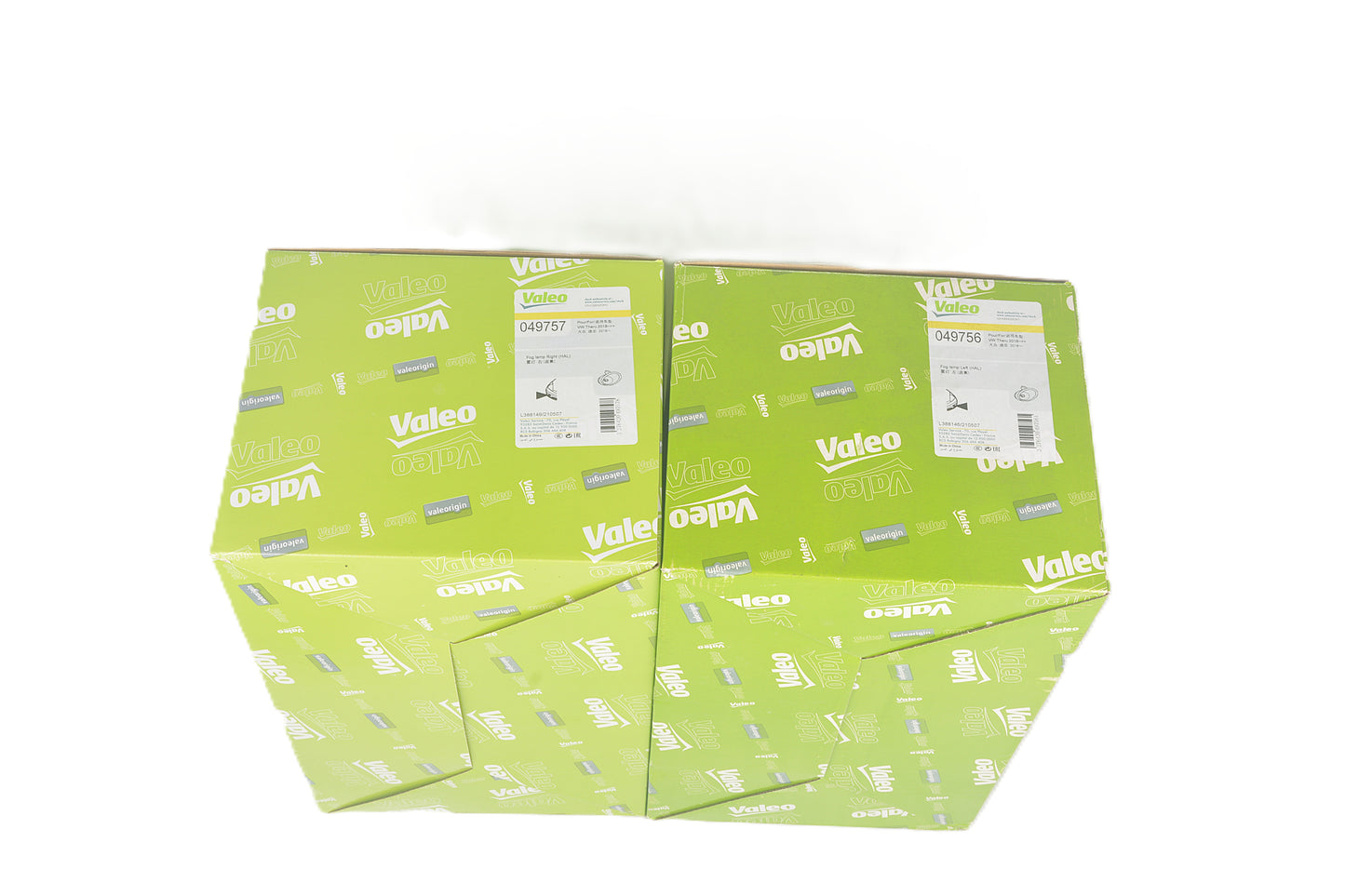 VALEO Front Fog Light Right with Bulb 12V 35W H8 049757